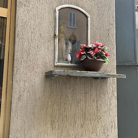 Small Terrace Flat - Fast Wifi- Netflix - Corvetto Metro Stop At 50 Mt - 15 Minutes To Duomo Center * Milão